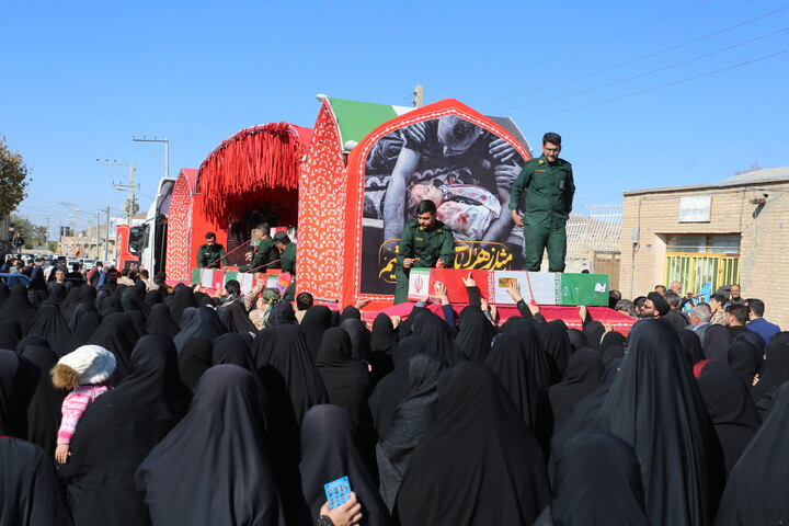 تصاویر/ استقبال مردم شهرهای تودشک و کوهپایه از کاروان اهالی بهشت