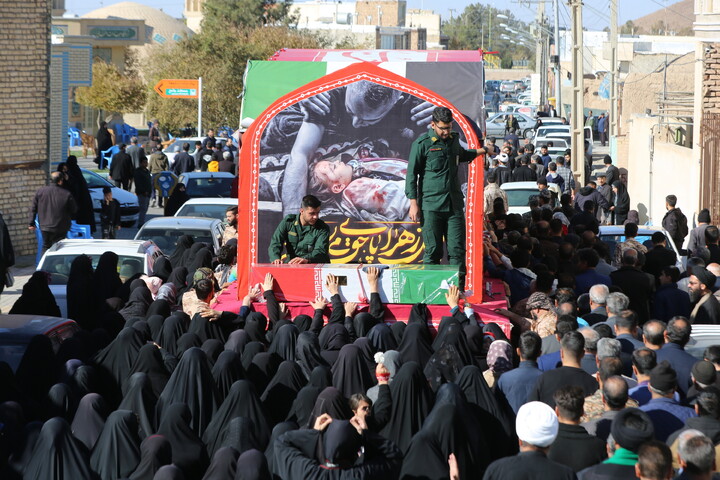 تصاویر/ استقبال مردم شهرهای تودشک و کوهپایه از کاروان اهالی بهشت