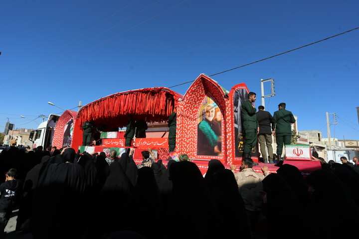 تصاویر/ استقبال مردم شهرهای تودشک و کوهپایه از کاروان اهالی بهشت
