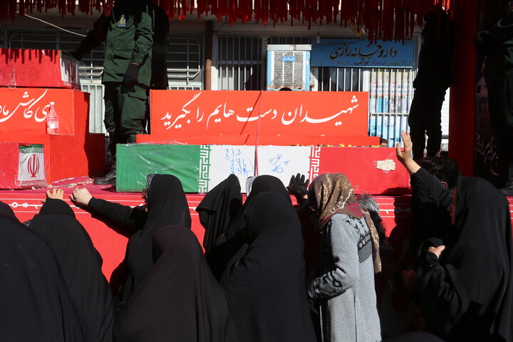 تصاویر/ استقبال مردم شهرهای تودشک و کوهپایه از کاروان اهالی بهشت