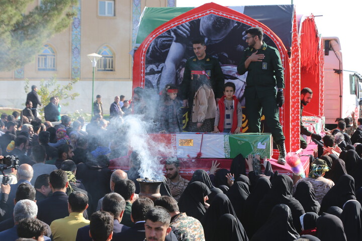 تصاویر/ آیین استقبال مردم شهر هرند از کاروان اهالی بهشت