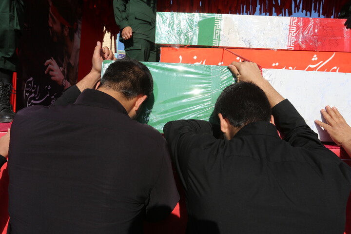 تصاویر/ آیین استقبال مردم شهر هرند از کاروان اهالی بهشت