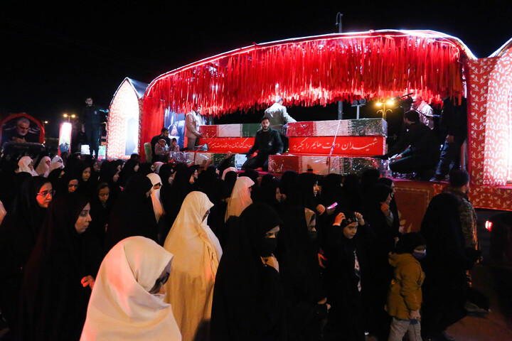 تصاویر/مردم شهیدپرور شهر ورزنه میزبان کاروان اهالی بهشت
