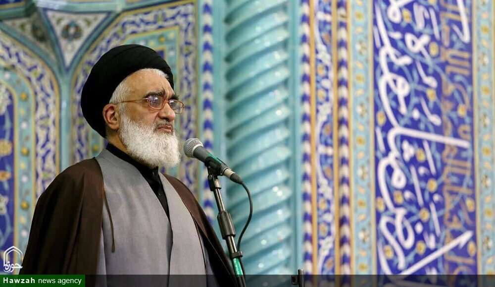 مکتب فاطمی ستون فقرات نهضت‌های الهی در تاریخ است / انبیای الهی دفتر بسیج را امضا کرده‌اند