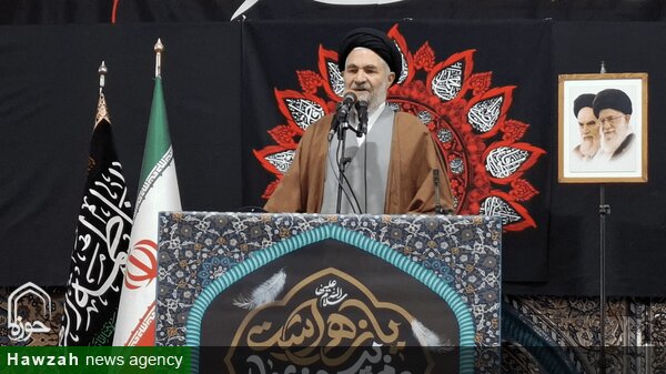 تاکید امام جمعه بروجرد بر نظارت دولت بر قیمت ها