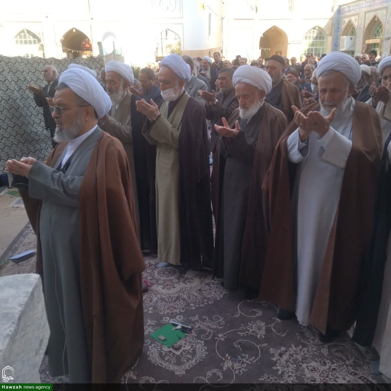 تصاویر/ اقامه نماز طلب باران به امامت امام جمعه سبزوار