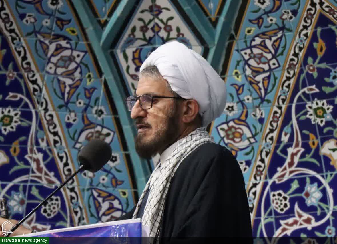 بسیج در مقابل دشمن قوی و در مقابل مردم، خادم و خدمت‌رسان است