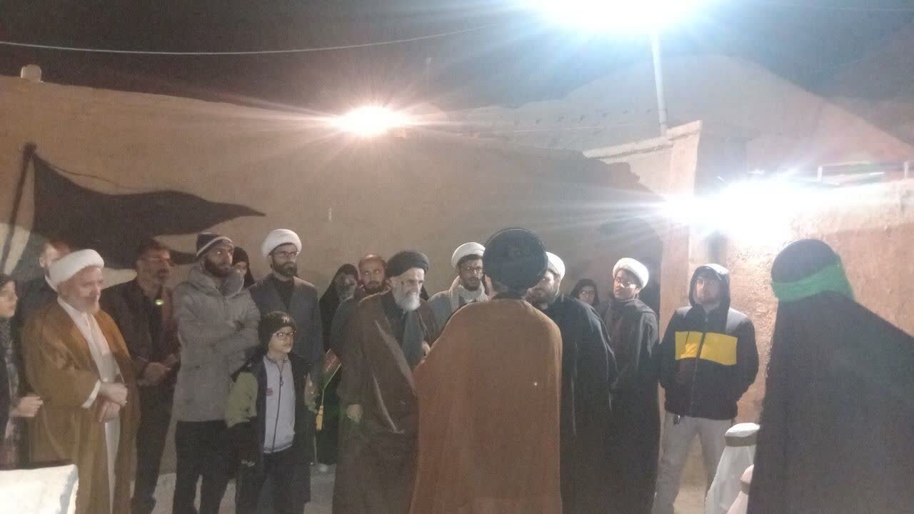 افتتاح پنجمین سوگواره تجسّمی چادرِخاکی در قم