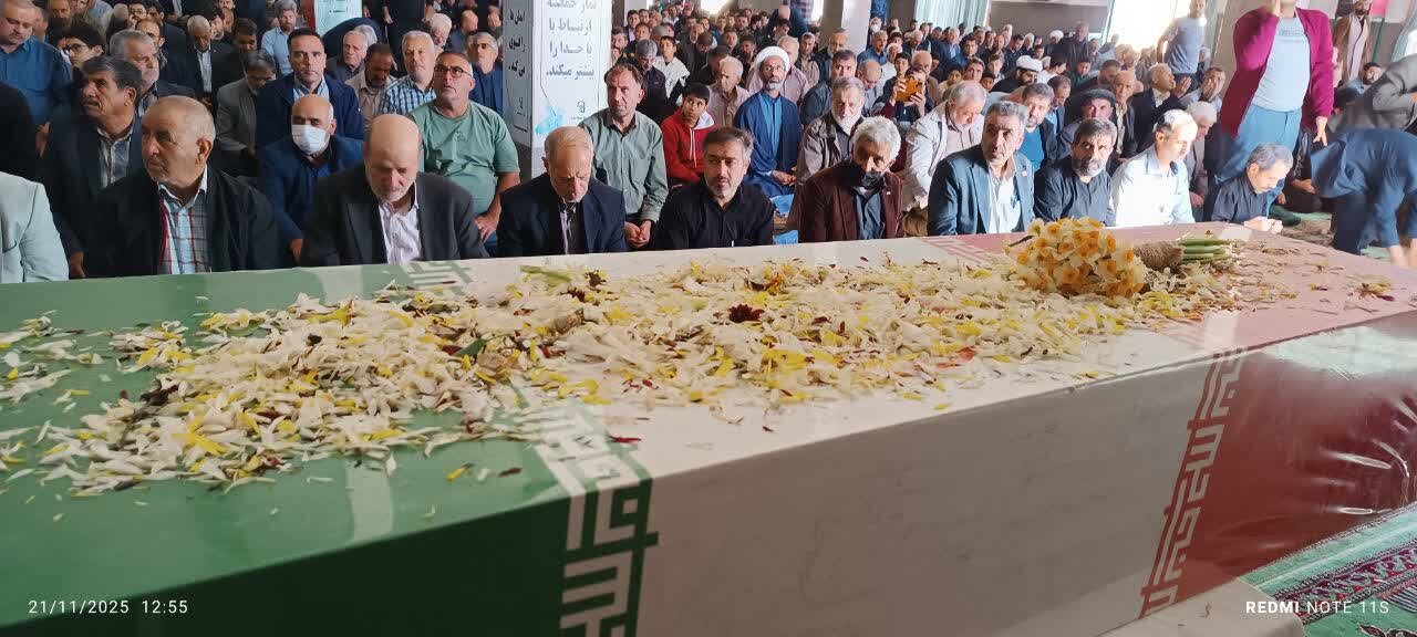 فیلم| استقبال پرشور از شهید گمنام هشت سال دفاع مقدس در نماز جمعه ساوه