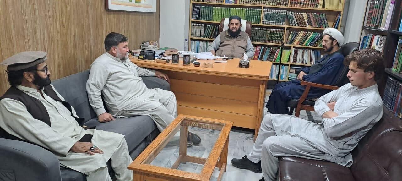 تحریکِ حسینی پارا چنار کے وفد کی علامہ افتخار حسین نقوی سے ملاقات