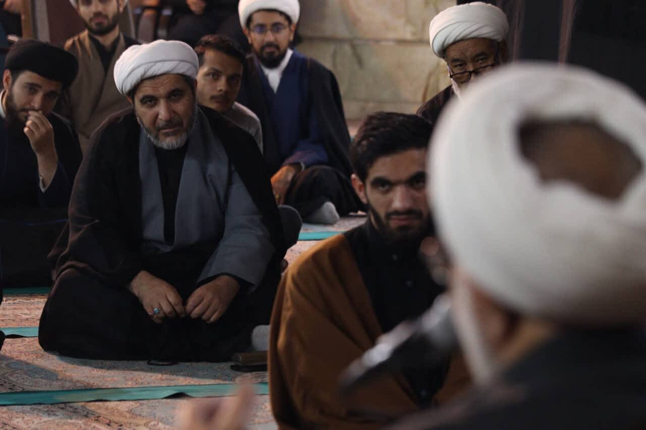 बच्चों में दीनी तालीम का शौक़ और रग़बत उनके वालिदैन के रिज़्क हलाल, तवस्सुल और दुआ का असर है