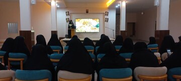 نمایشگاه قرآن و عترت یزد به کار خود پایان داد