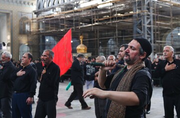 فیلم| عزاداری خادمان حرم حضرت معصومه(س) در حرم حضرت عبدالعظیم(ع)