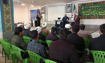 تصاویر/ کرسی علمی و ترویجی در مدرسه علمیه تخصصی حضرت زینب کبری (ع) رفسنجان