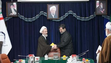 بازدید استاندار قم از موسسه امام خمینی (ره) + تصاویر