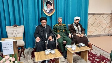 تصاویر /  دیدار سپزپوشان سپاه با امام جمعه بناب