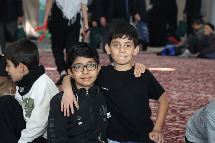 تصاویر/حضور حلقات صالحین پایگاه های بسیج شهر اراک در مصلی بیت‌المقدس