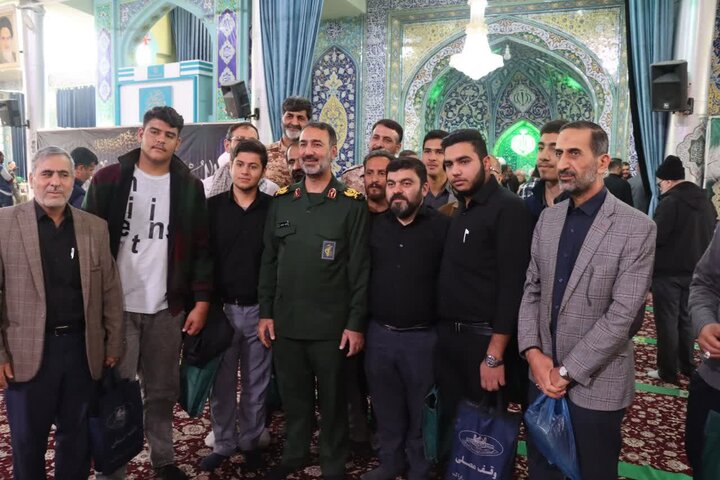 تصاویر/حضور حلقات صالحین پایگاه های بسیج شهر اراک در مصلی بیت‌المقدس