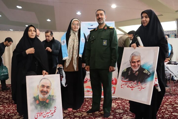 تصاویر/حضور حلقات صالحین پایگاه های بسیج شهر اراک در مصلی بیت‌المقدس