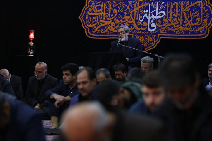 تصاویر/ مراسم سوگواری شهادت حضرت فاطمه(س) در حسینیه آیت الله حقشناس