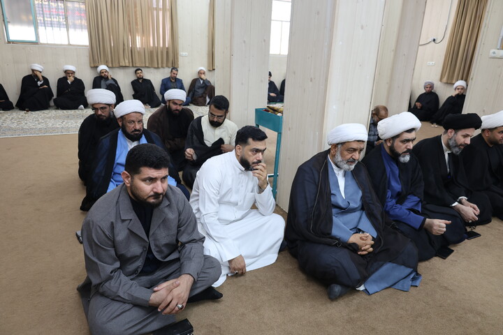 مراسم روضه حضرت زهرا‌(س) به میزبانی آیت‌الله موسوی جزایری