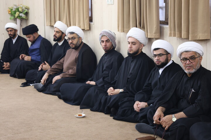 مراسم روضه حضرت زهرا‌(س) به میزبانی آیت‌الله موسوی جزایری