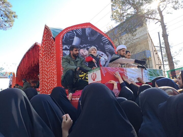 تشییع شهدای گمنام در شهرستان نایین