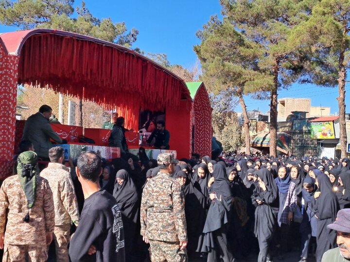 تشییع شهدای گمنام در شهرستان نایین