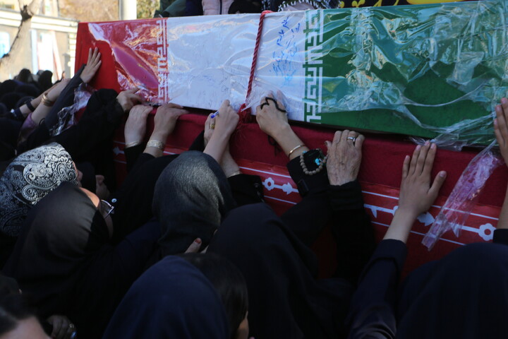 تصاویر/ استقبال مردم شهر نائین از کاروان اهالی بهشت