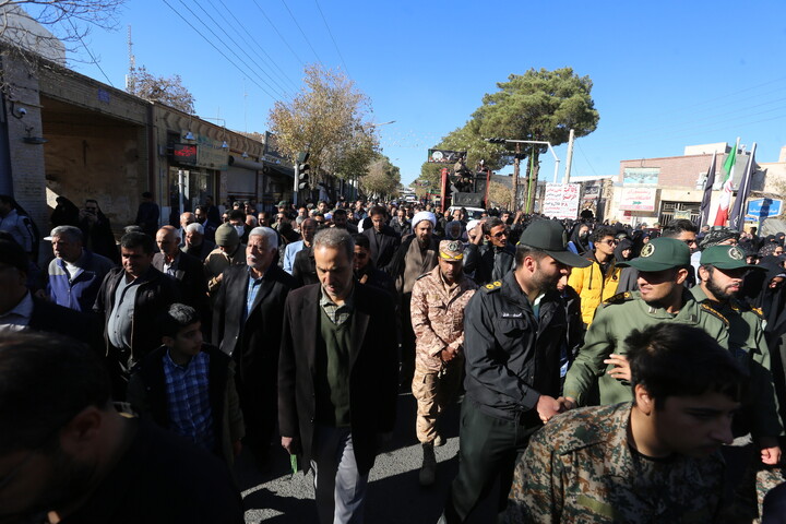 تصاویر/ استقبال مردم شهر نائین از کاروان اهالی بهشت