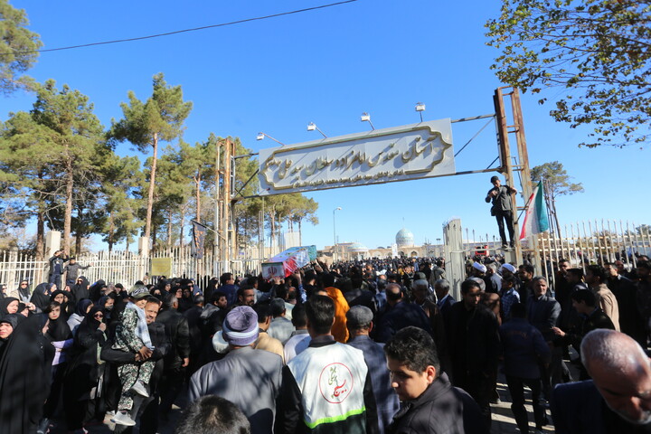 تصاویر/ استقبال مردم شهر نائین از کاروان اهالی بهشت