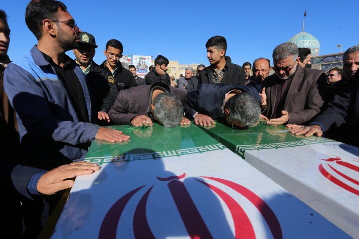 تصاویر/ استقبال مردم شهر نائین از کاروان اهالی بهشت