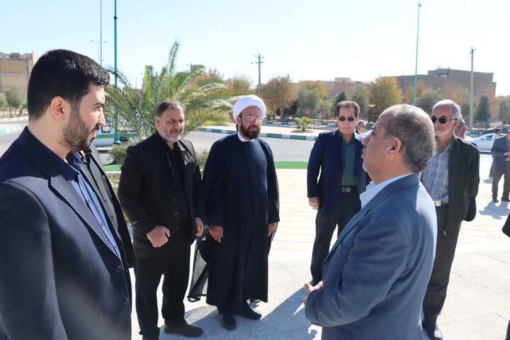 تصاویر/ بازدید امام جمعه اشکذر از روند آماده‌سازی پارک بزرگ خلیلی شهر مجومرد