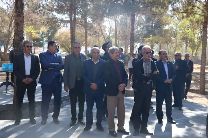 تصاویر/ بازدید امام جمعه اشکذر از روند آماده‌سازی پارک بزرگ خلیلی شهر مجومرد