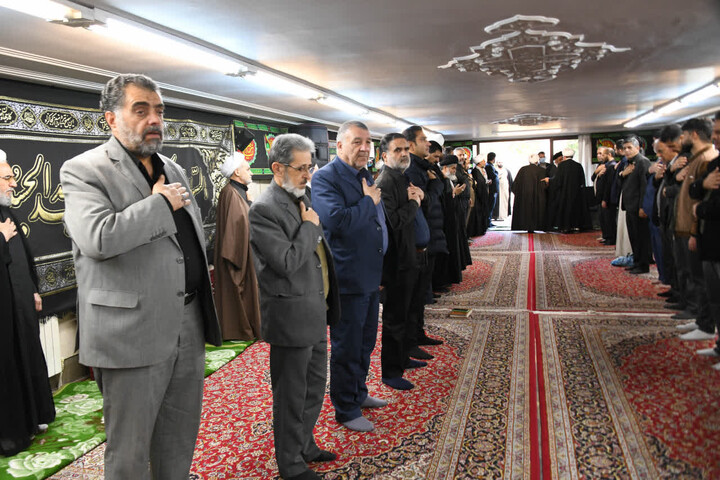 تصاویر |مراسم عزاداری فاطمیه دفتر امام جمعه اصفهان