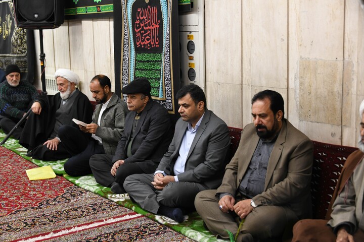 تصاویر |مراسم عزاداری فاطمیه دفتر امام جمعه اصفهان