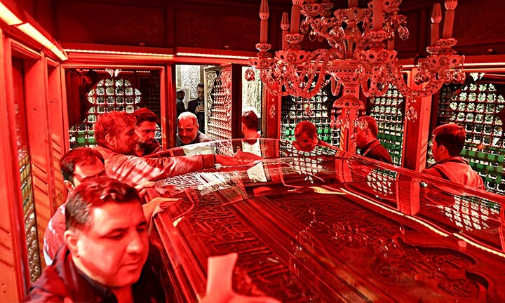 تصاویر/ مراسم غبارروبی مضجع مطهر حضرت عبدالعظیم(ع)