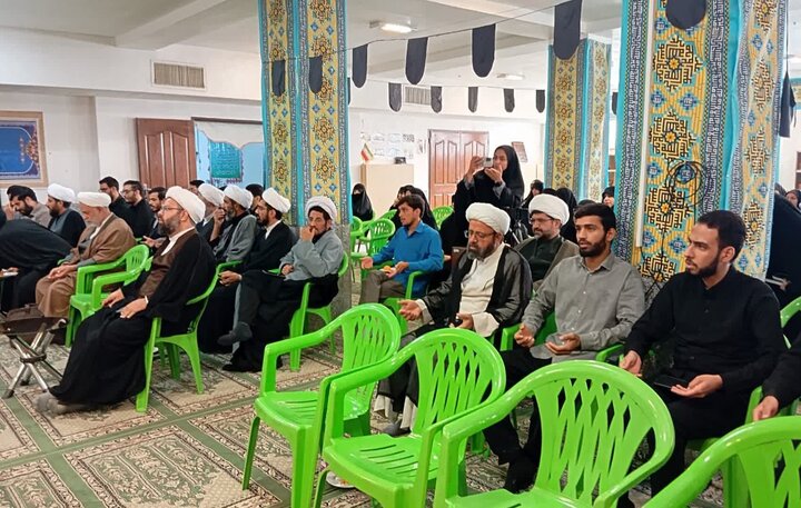 تصاویر/ کرسی علمی و ترویجی در مدرسه علمیه تخصصی حضرت زینب کبری (ع)