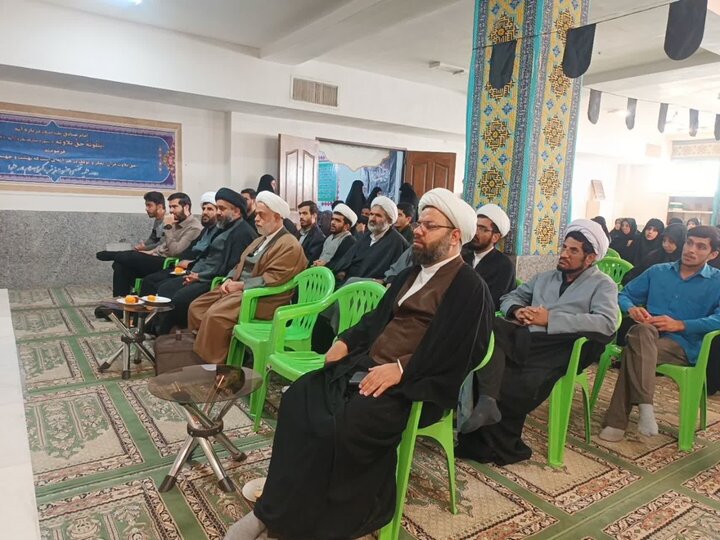 تصاویر/ کرسی علمی و ترویجی در مدرسه علمیه تخصصی حضرت زینب کبری (ع)