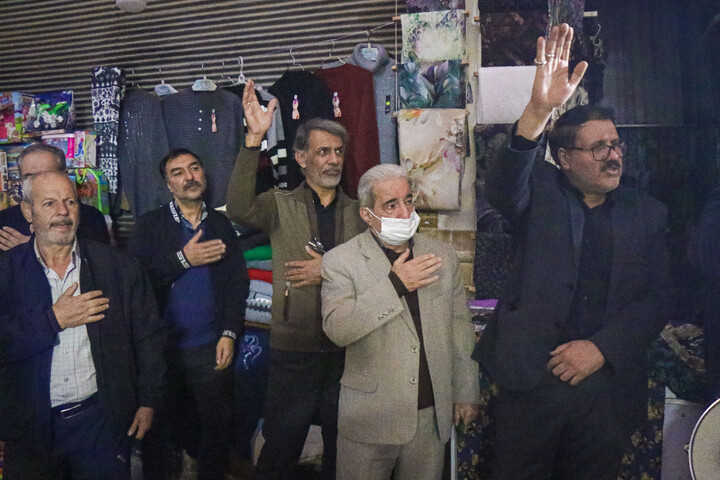 مراسم چهارپایه خوانی در بازار بزرگ قم