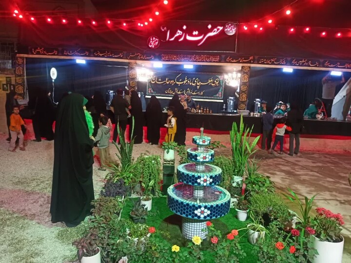 تصاویر/ میدان داری نورچشمی‌ها در چایخانه حضرت زهرا(س) در برازجان