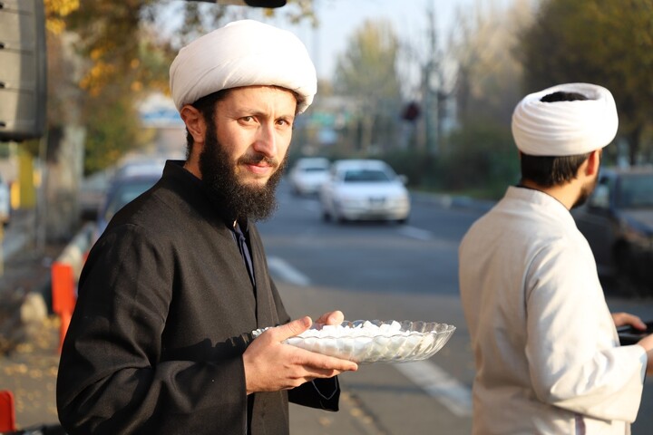 تصاویر/ ایستگاه صلواتی موکب مدرسه علمیه ولیعصر(ع) تبریز