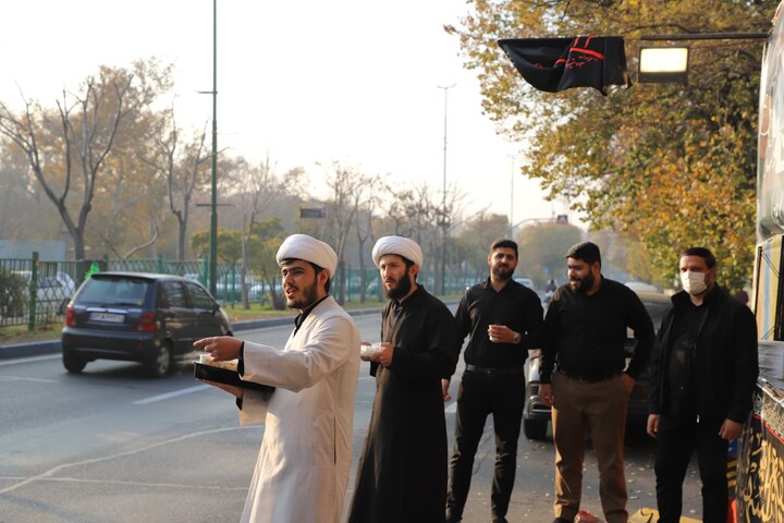 تصاویر/ ایستگاه صلواتی موکب مدرسه علمیه ولیعصر(ع) تبریز