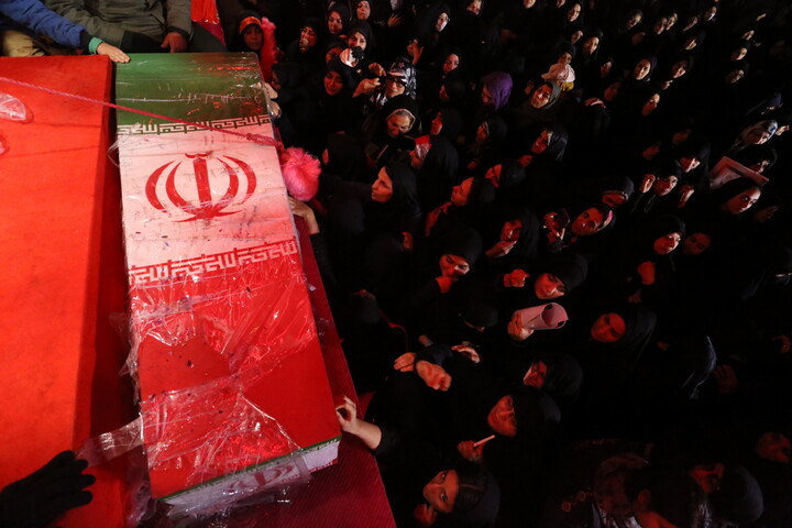 تصاویر/ استقبال مردم شهر بهارستان و سپاهان شهر اصفهان  از کاروان اهالی بهشت