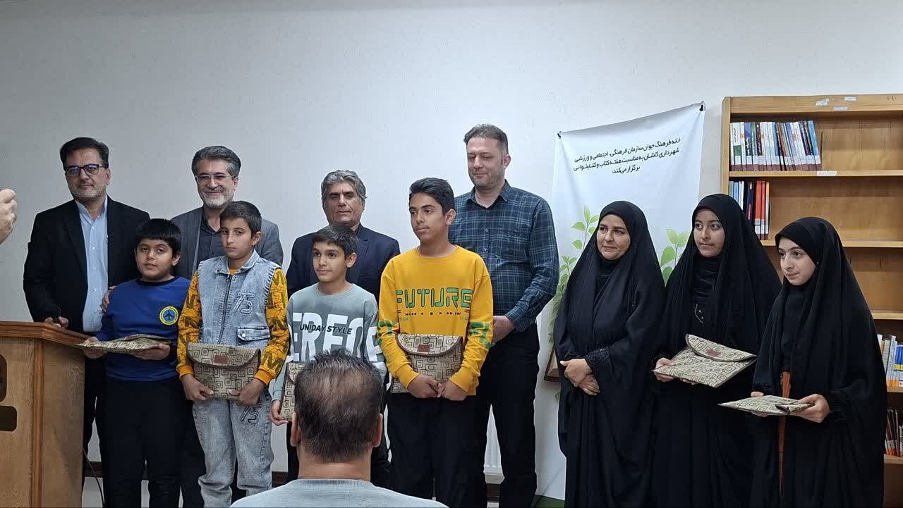 «رد پای قلم» در کتابخانه شهدای لتحر برگزار شد