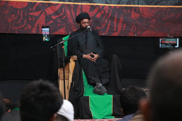 ہیئتِ سید الشہداء العالمیہ کے تحت مجالسِ فاطمی کا آغاز: حضرت فاطمه کا نور محض جسمانی نہیں، بلکہ الٰہی ہدایت، طہارت، عصمت اور معنویت کا مرکز بھی ہے، مولانا سید شمیم رضا رضوی