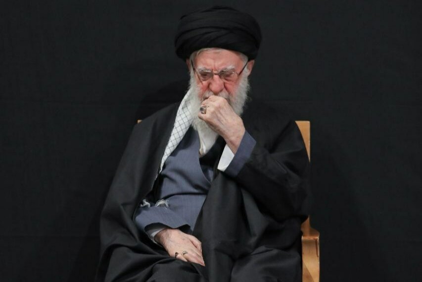 तेहरान के इमाम ख़ुमैनी र.ह.इमामबाड़े में हज़रत फ़ातेमा ज़हरा सलामुल्लाह अलैहा की शहादत के मौके पर मजलिस का आयोजन