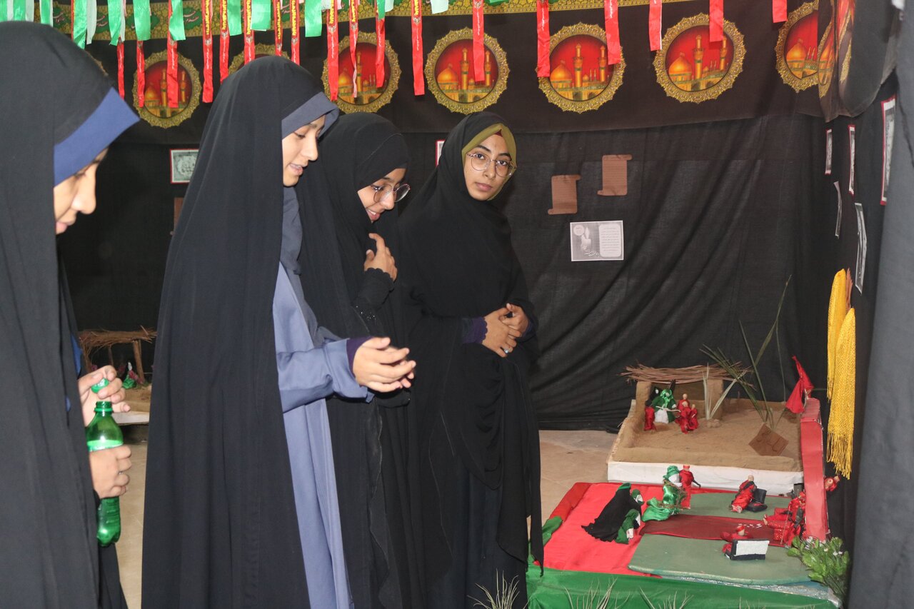 بازآفرینی تأثیرگذار «حدیث غربت» در جامعةالمصطفی کراچی شعبۀ خواهران