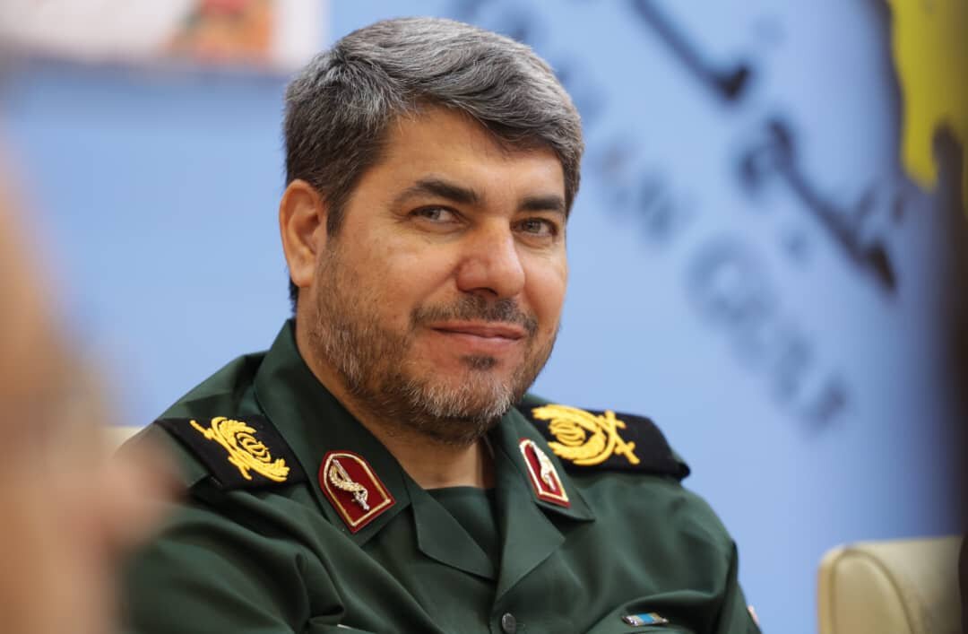 پایگاه مقاومت نهادی راهبردی برای ترویج فرهنگ خدمت و ایثار در ادارات است