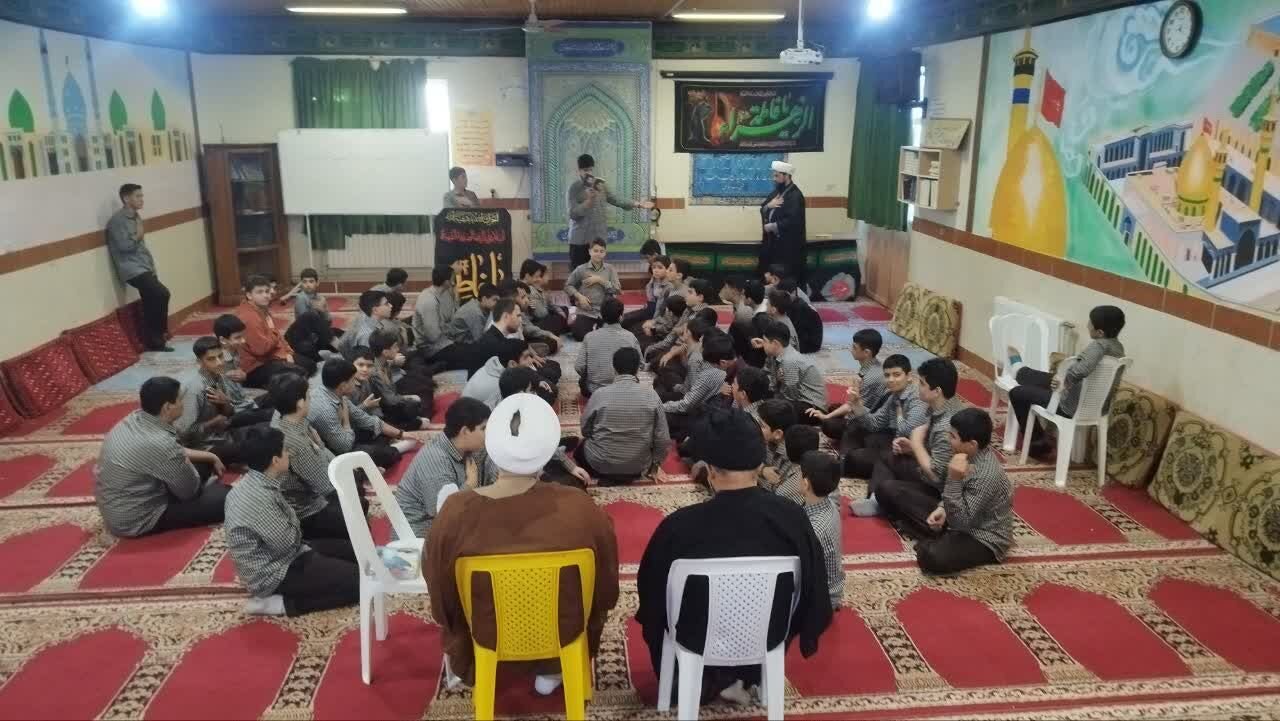 نشست جهاد تبیین در مدرسه بشارت (امین یک) آستانه اشرفیه برگزار شد+عکس